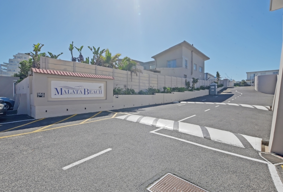 To Let 2 Bedroom Property for Rent in Table View Western Cape